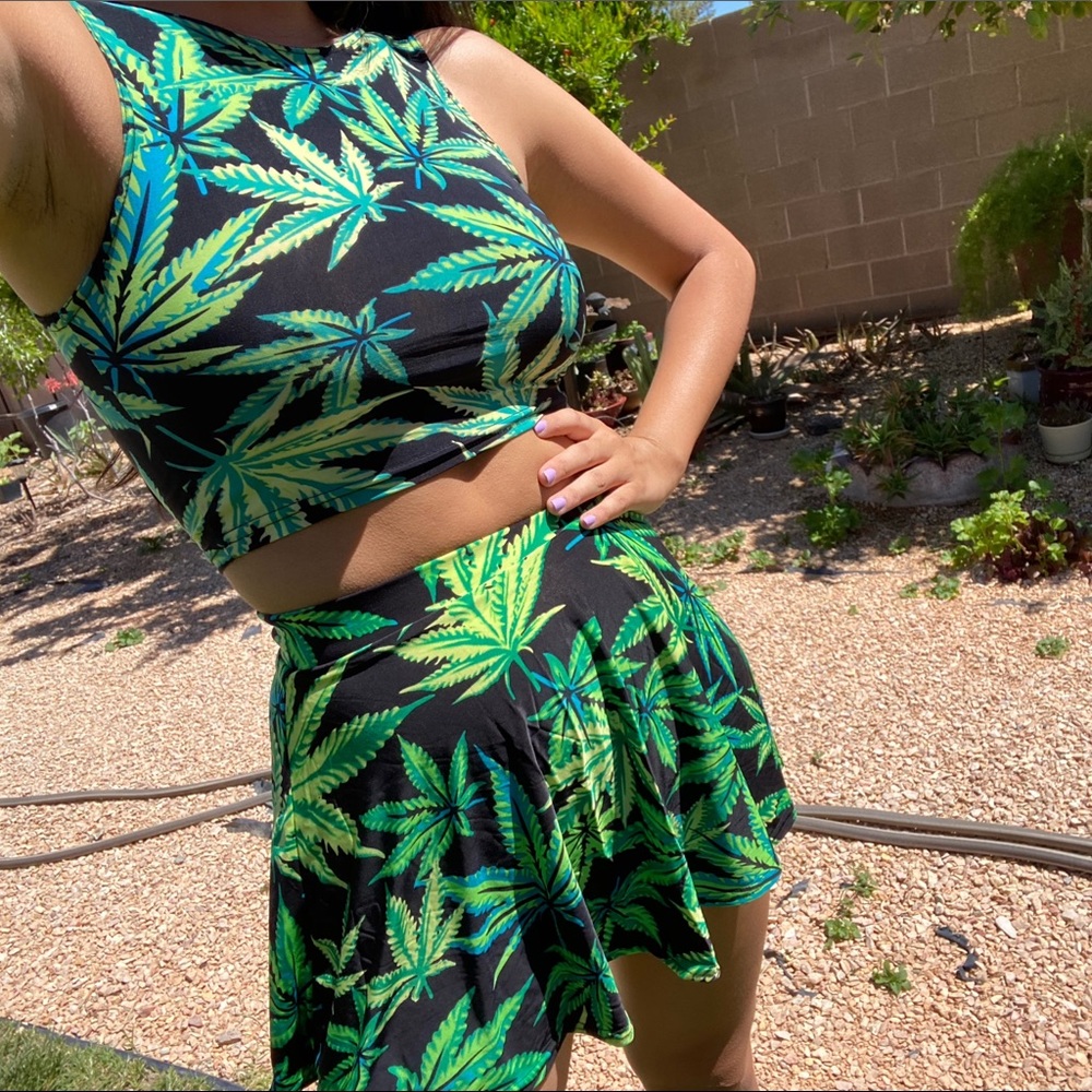 Weed Marijuana 420 Matching Set Pair Crop Skirt